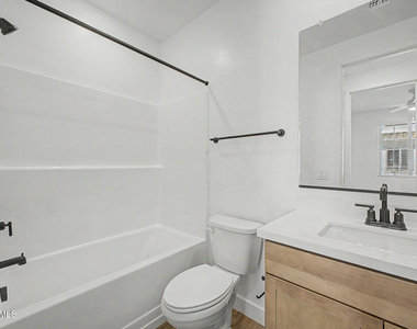 2285 S Swan Court - Photo Thumbnail 8