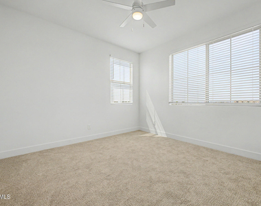 2285 S Swan Court - Photo Thumbnail 14