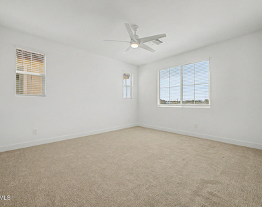 2285 S Swan Court - Photo Thumbnail 11