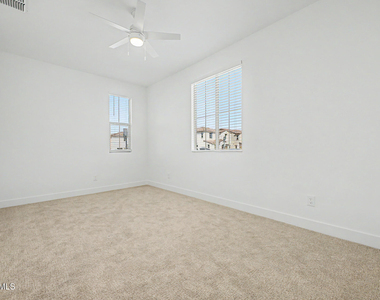 2285 S Swan Court - Photo Thumbnail 17