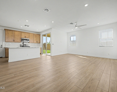 2285 S Swan Court - Photo Thumbnail 2