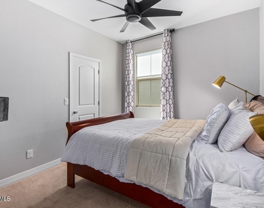 16611 W Sierra Street - Photo Thumbnail 26