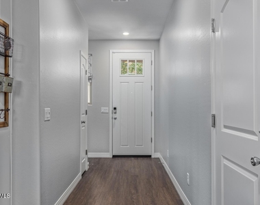 16611 W Sierra Street - Photo Thumbnail 1