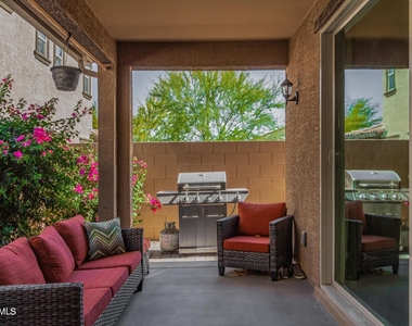 16611 W Sierra Street - Photo Thumbnail 27