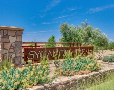 16611 W Sierra Street - Photo Thumbnail 36