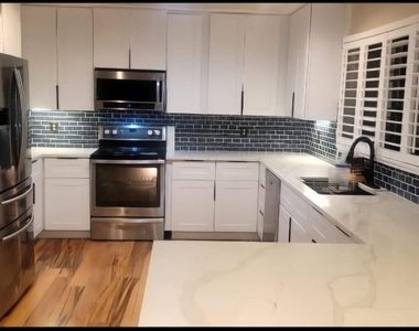 314 N Cobblestone Street - Photo Thumbnail 12