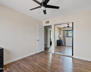 449 E Continental Drive - Photo Thumbnail 17