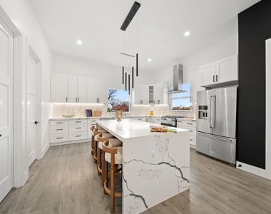 1919 Pollard Street - Photo Thumbnail 15