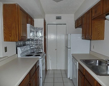 5840 Spring Valley - Photo Thumbnail 1