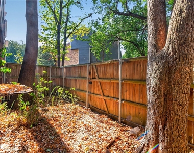 5840 Spring Valley - Photo Thumbnail 18