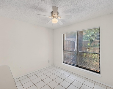 5840 Spring Valley - Photo Thumbnail 9