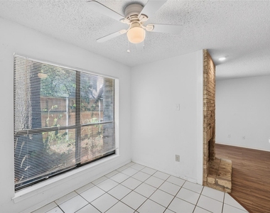5840 Spring Valley - Photo Thumbnail 10
