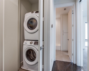 2215 Moser Avenue - Photo Thumbnail 28