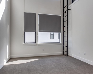 2215 Moser Avenue - Photo Thumbnail 19