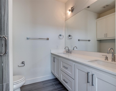 2215 Moser Avenue - Photo Thumbnail 22
