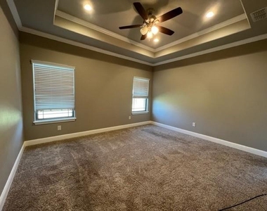 6642 Summerwood Trail - Photo Thumbnail 13