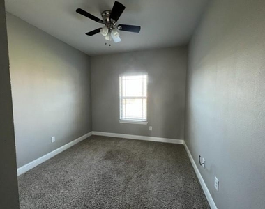 6642 Summerwood Trail - Photo Thumbnail 18
