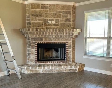 6642 Summerwood Trail - Photo Thumbnail 7