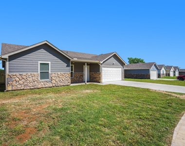 405 Whitney Court - Photo Thumbnail 2