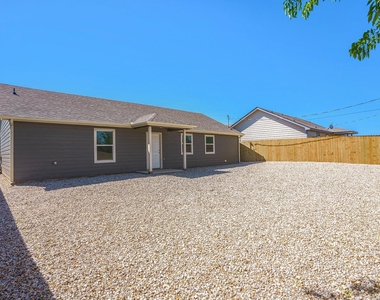 405 Whitney Court - Photo Thumbnail 22