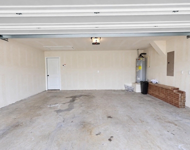 2643 Harlow Lane - Photo Thumbnail 26