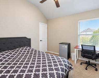 2643 Harlow Lane - Photo Thumbnail 21