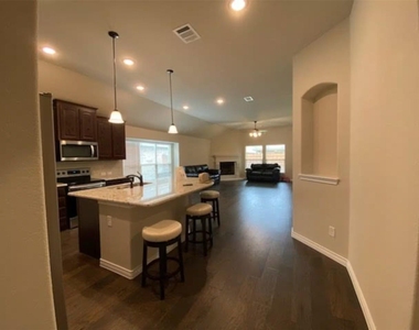 2643 Harlow Lane - Photo Thumbnail 1