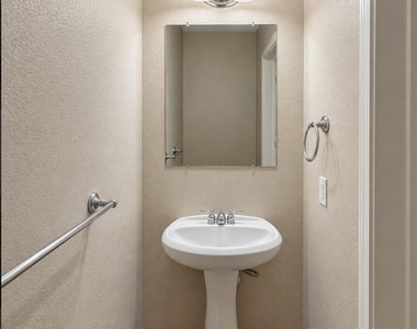 6553 Rutherford Road - Photo Thumbnail 15