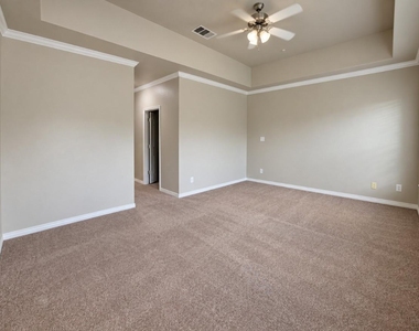 6553 Rutherford Road - Photo Thumbnail 7