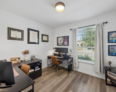 4820 Parrington Drive - Photo Thumbnail 16