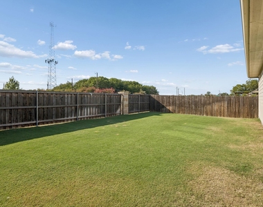 4820 Parrington Drive - Photo Thumbnail 22