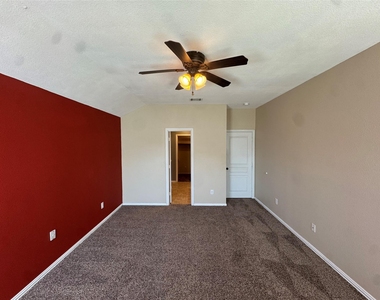 9909 Fressia Lane - Photo Thumbnail 10