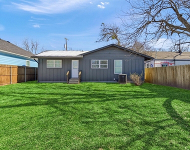 204 N Holly Avenue - Photo Thumbnail 19