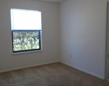 3910 Trinity Lane - Photo Thumbnail 6