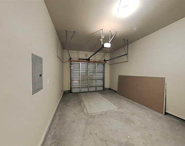 778 Sw 13th Street - Photo Thumbnail 17