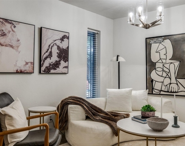 4525 Gilbert - Photo Thumbnail 3