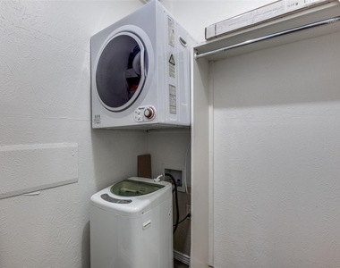 4525 Gilbert - Photo Thumbnail 18