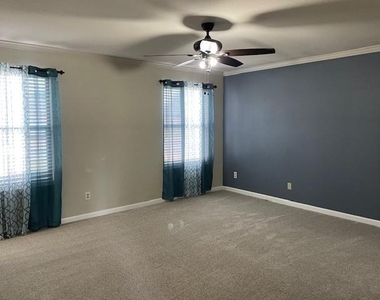7601 Thompson Parkway - Photo Thumbnail 6