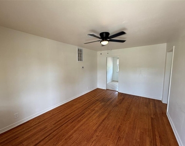1323 Nw 81st Street - Photo Thumbnail 1