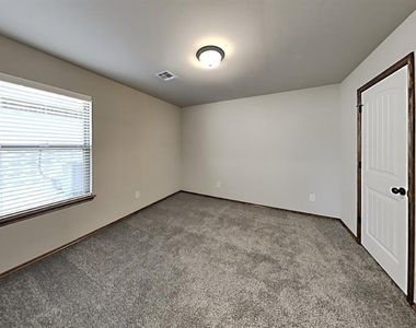 10517 Nw 41st Street - Photo Thumbnail 13