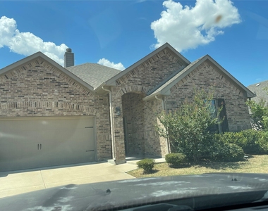 706 Buffalo Creek Drive - Photo Thumbnail 1
