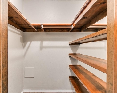2608 Linden Avenue - Photo Thumbnail 21