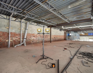 2401 N Classen Boulevard - Photo Thumbnail 12