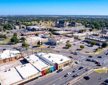 2401 N Classen Boulevard - Photo Thumbnail 27