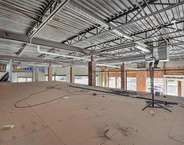 2401 N Classen Boulevard - Photo Thumbnail 13