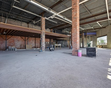 2401 N Classen Boulevard - Photo Thumbnail 3