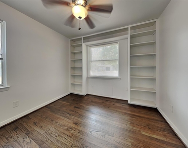 10907 Cotillion Drive - Photo Thumbnail 9