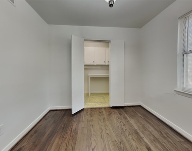 10907 Cotillion Drive - Photo Thumbnail 4