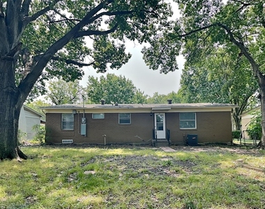 10907 Cotillion Drive - Photo Thumbnail 13