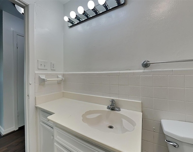 10907 Cotillion Drive - Photo Thumbnail 11